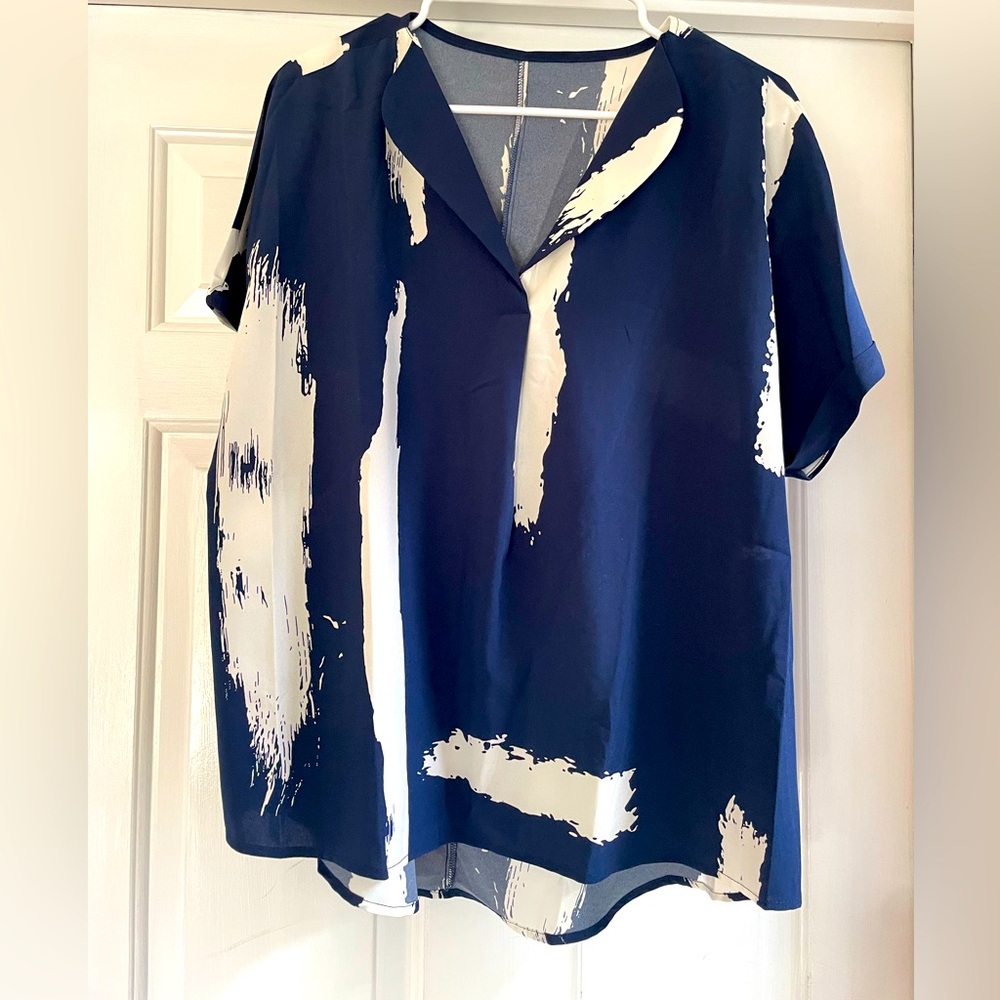 Women’s Top.